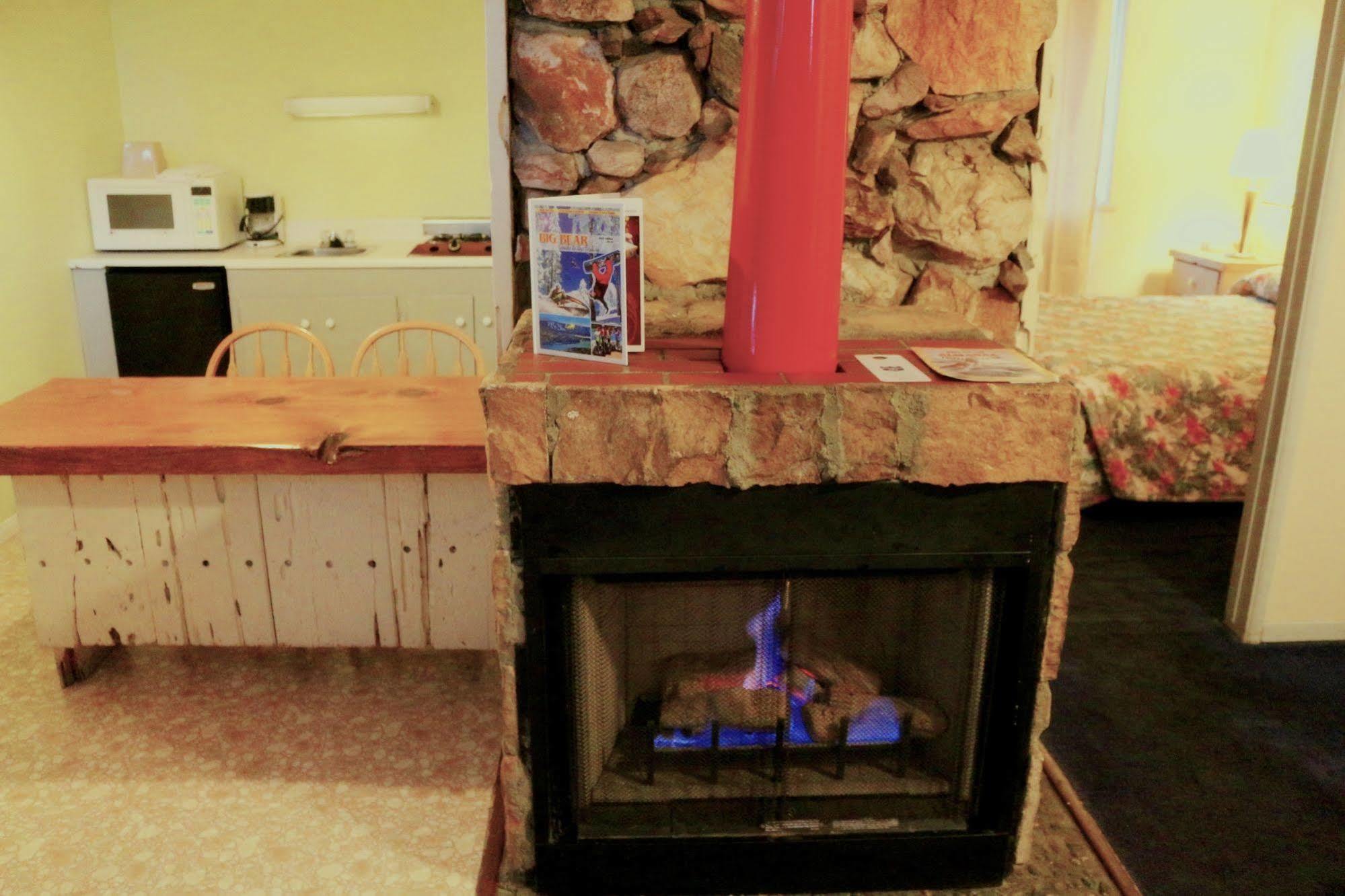 Big Bear Inn Velké Medvědí jezero Exteriér fotografie